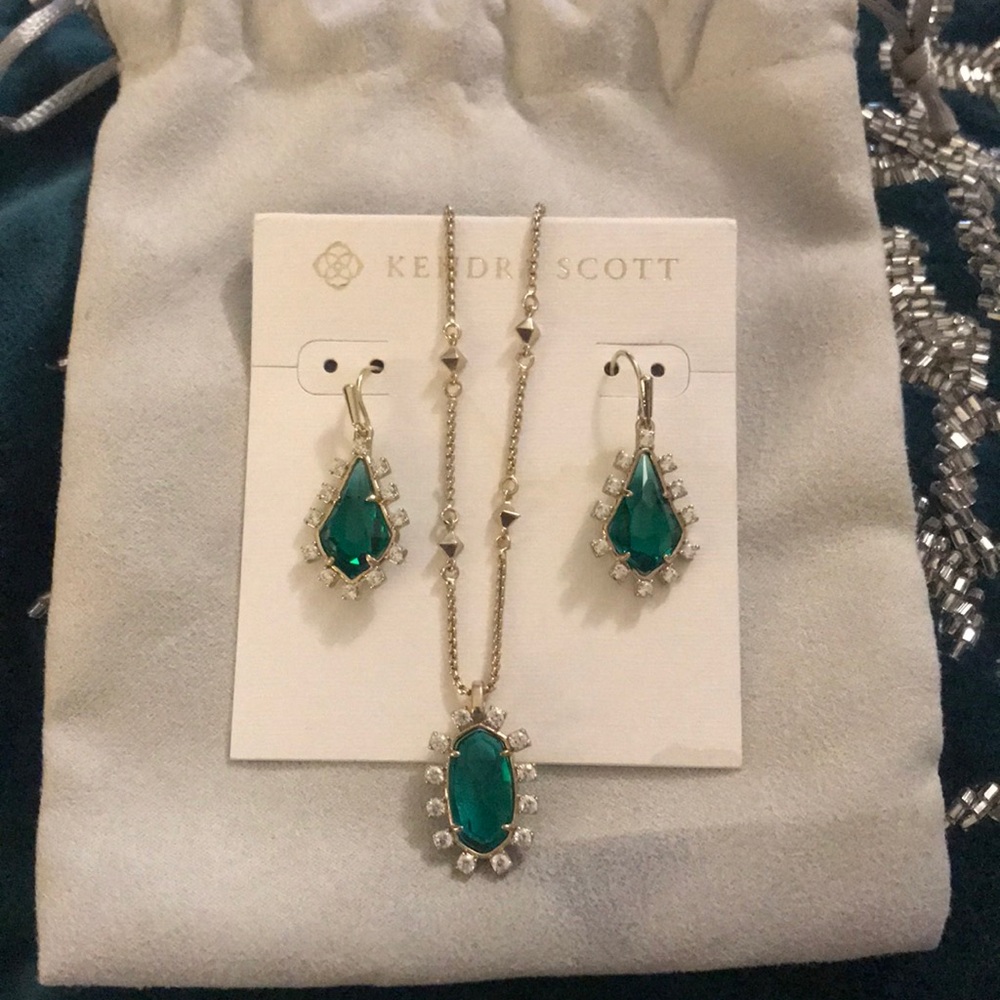 Kendra Scott juniper earring and necklace set